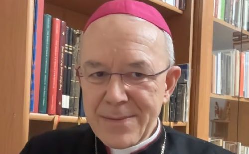 Bishop Schneider likens Pope Francis' support of homosexual 'blessings' to emperor without clothes